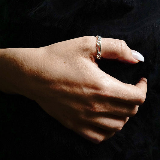 Classic Figaro Chain Ring in Sterling Silver
