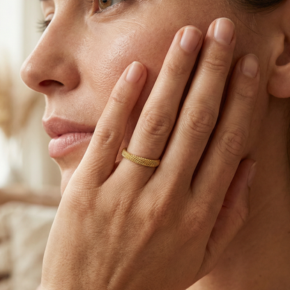 14K Yellow Gold Mesh Stretch Ring