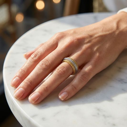 14-karätiger zweifarbiger, mehrlagiger Gold-Stretchring – 9 mm
